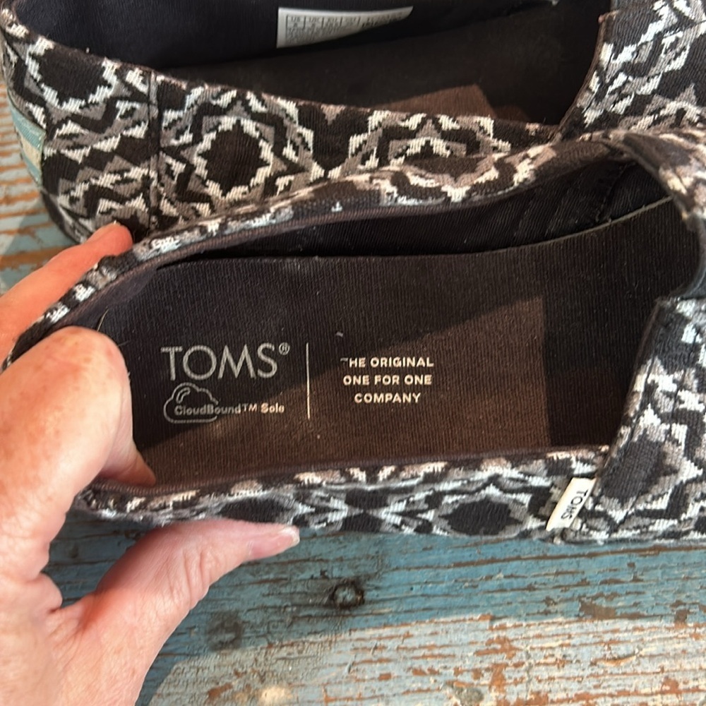 Toms Alpargata Black Gray Sunburst Blanket Comfort Flats Women Size 8 - Picture 4 of 6